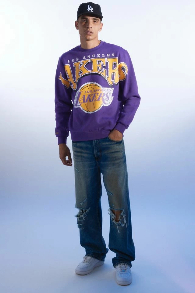 Promo ๐คฉ Men's Mitchell & Ness NBA Stretch Los Angeles Lakers Crew Neck Sweatshirt Purple โ๏ธ - Image 2