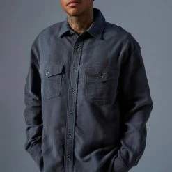 Brand new 🎁 Men's BDG Aiden Moleskin Western 👕 Shirt Dark Grey ⭐