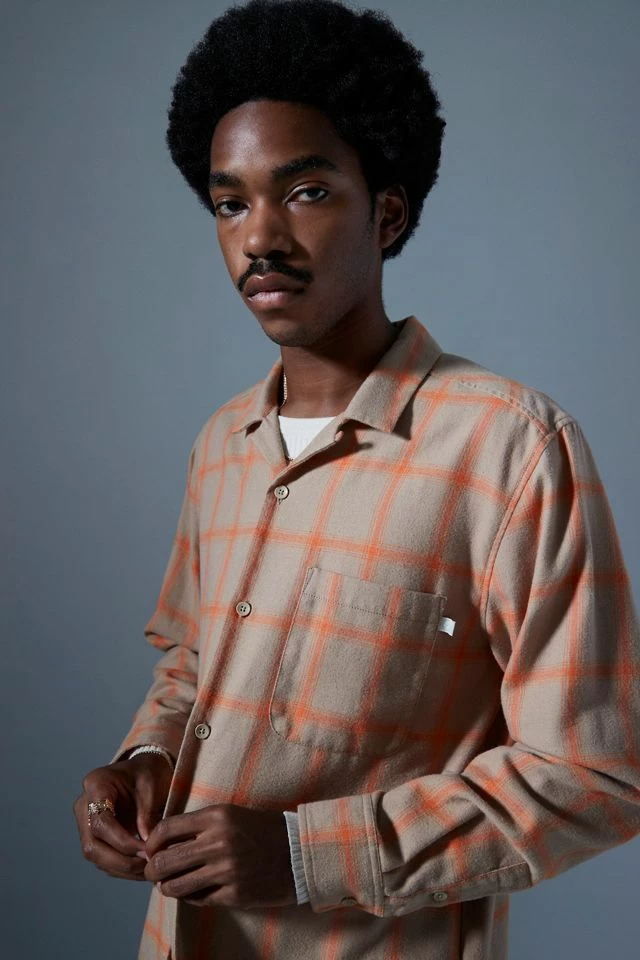 Coupon π Men's Standard Cloth Flannel Camp Collar π Shirt Taupe β¨ - Image 3